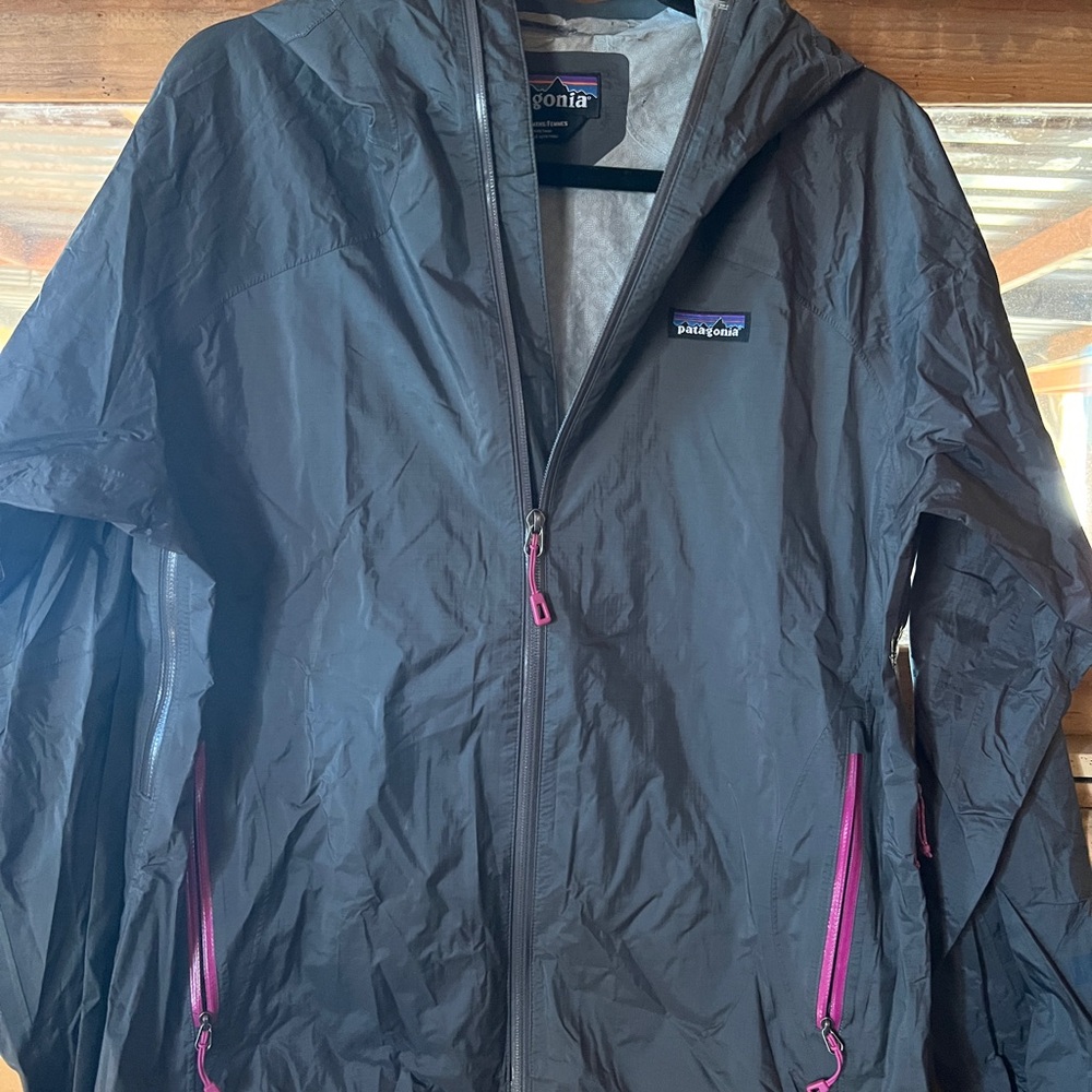 Patagonia Women's Grey Water Resistant Jacket